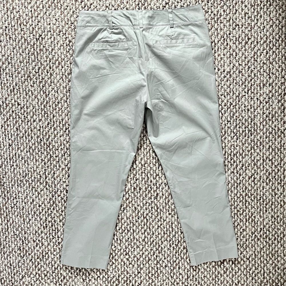 New York & Company NWT Women’s Stretch Straight-Leg Crop Pants, Size 6, Light Gr - Picture 3 of 7